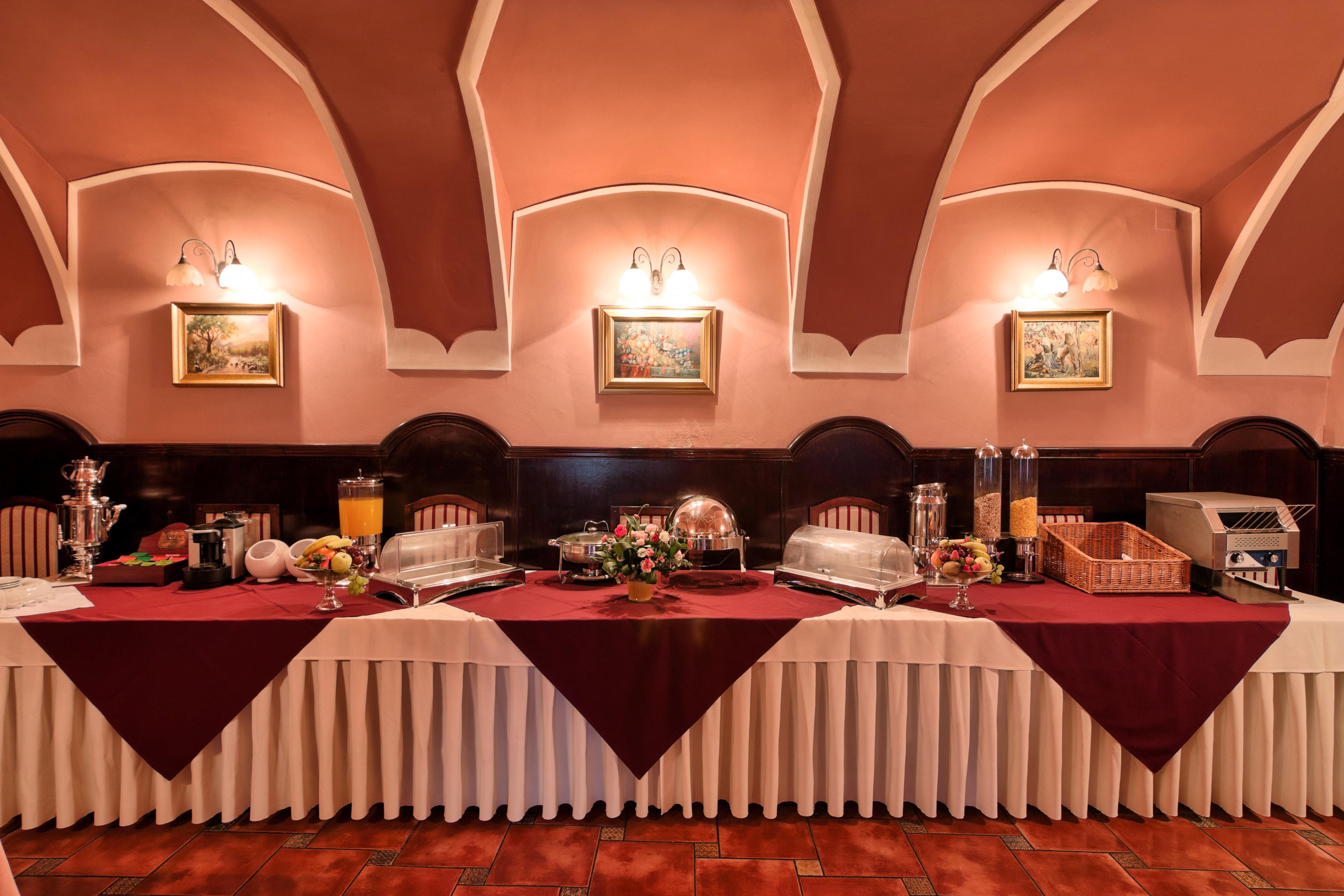 Hotel Traube Mediaş Dış mekan fotoğraf